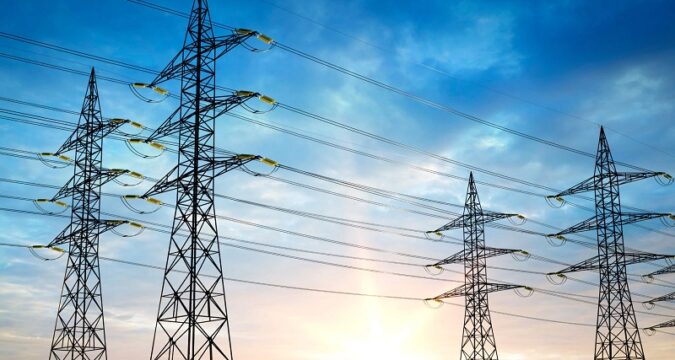 Cortes de Energía en Entre Ríos Tras Falla en Línea de Alta Tensión y Temporal