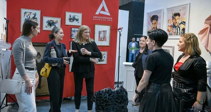 La intendenta Romero participó de la apertura de la Feria de Arte Paraná