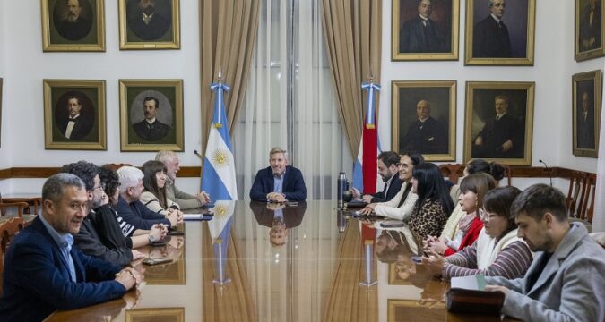 El gobernador se reunió con UPCN para avanzar en una agenda común con el sector público