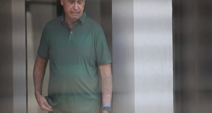 Condenan a Bolsonaro a 27 años de prisión por el intento de golpe a Lula