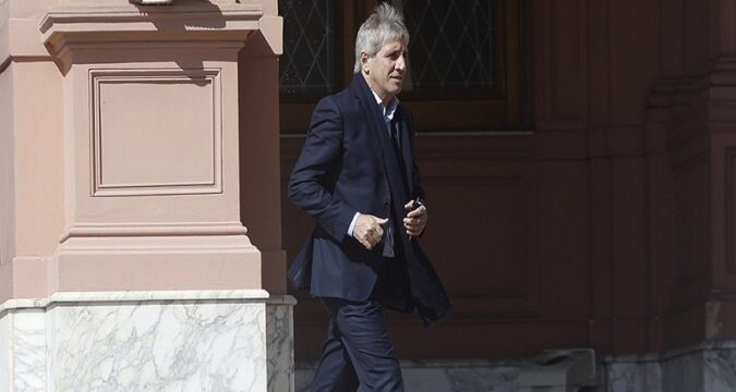 Caputo apuesta a una Convertibilidad blue hasta la elección