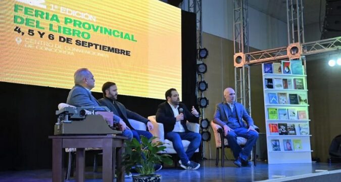 Feria Provincial del Libro: Troncoso destacó la importancia de “descentralizar la cultura”