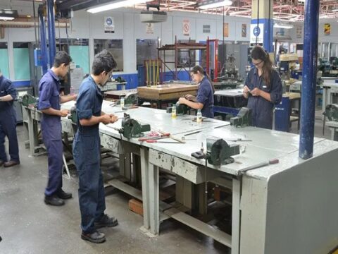 Judicializan el recorte a la educación técnica: presentan amparo contra el Presupuesto 2026