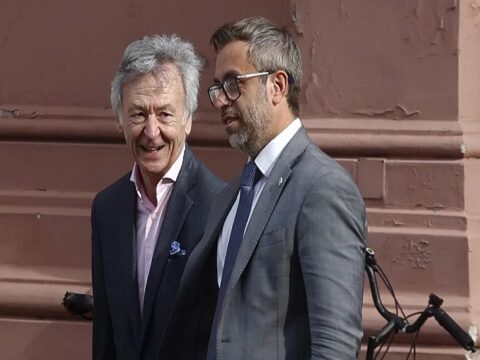 Renuncia el secretario de Finanzas Alejandro Lew por diferencias internas en el equipo económico