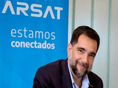 Conmoción en el Gobierno por la detención de un funcionario de ARSAT con 2,5 millones de dólares
